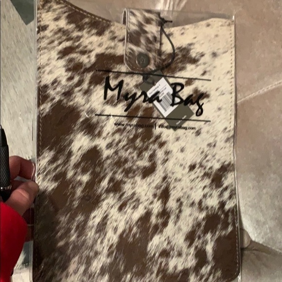 Myra iPad case, handmade, hairon, unique, fits pro - Picture 11 of 13